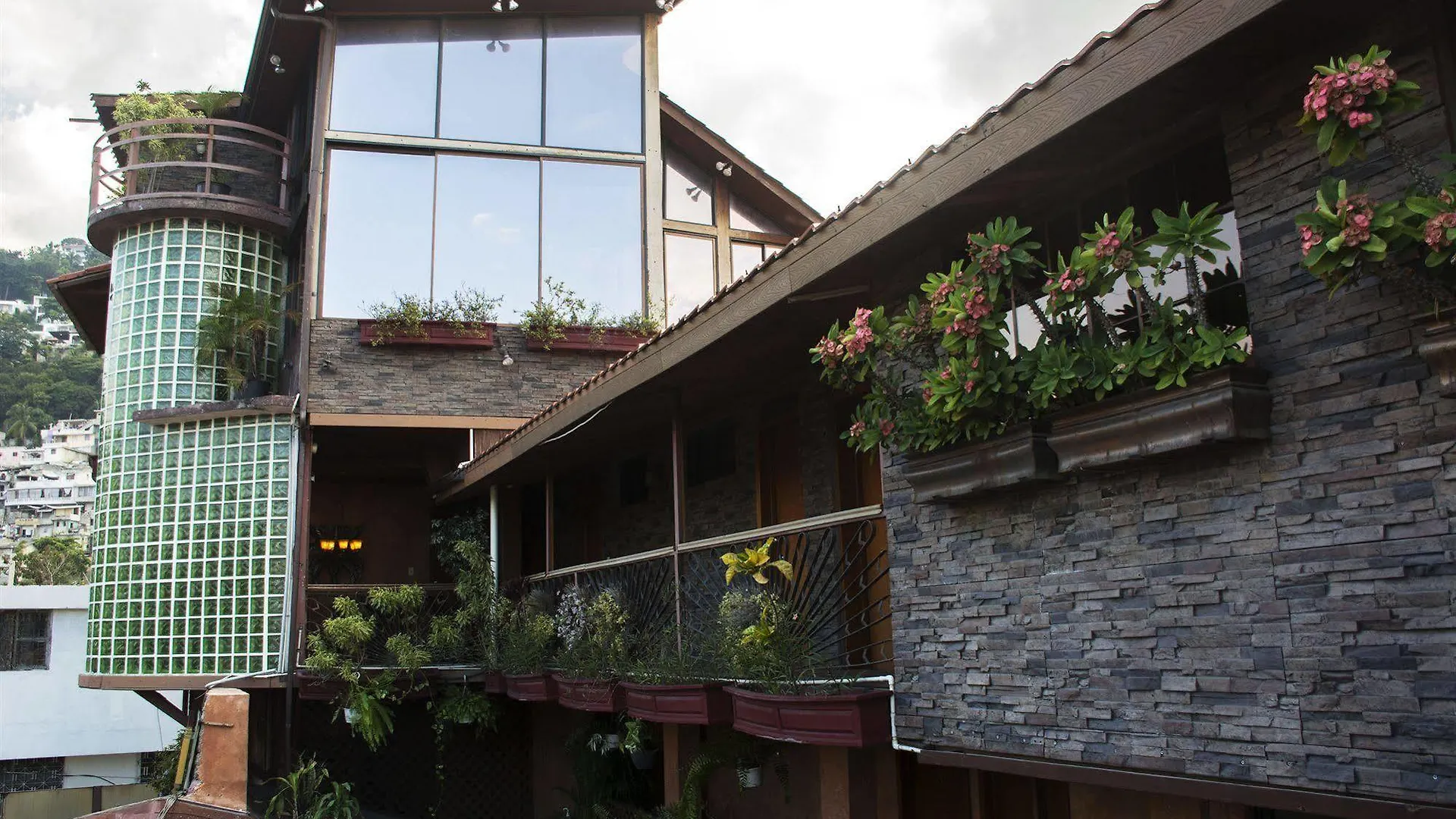 מלון Pétionville B&B Comfy Inn