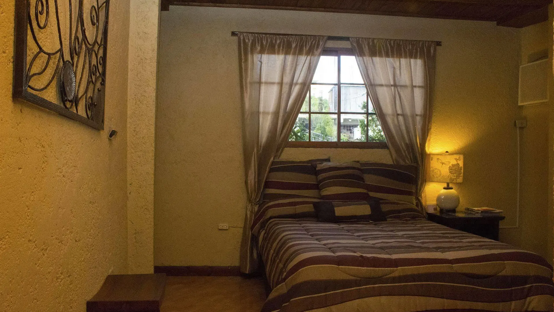 Pétionville B&B Comfy Inn 2*,